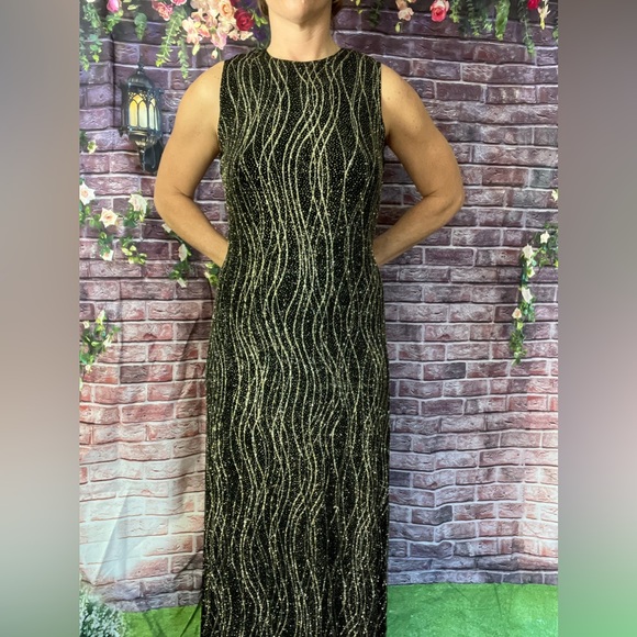 Ronni Nicole Cocktail Dress - Picture 3 of 5